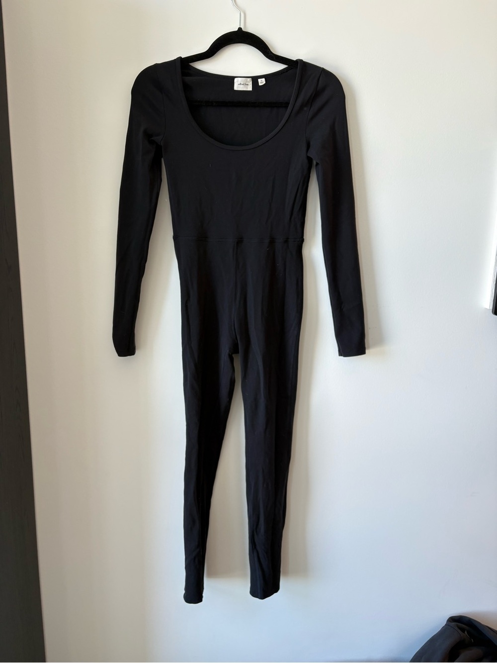 Wilfred Black Scoop Neck Long Sleeve Top